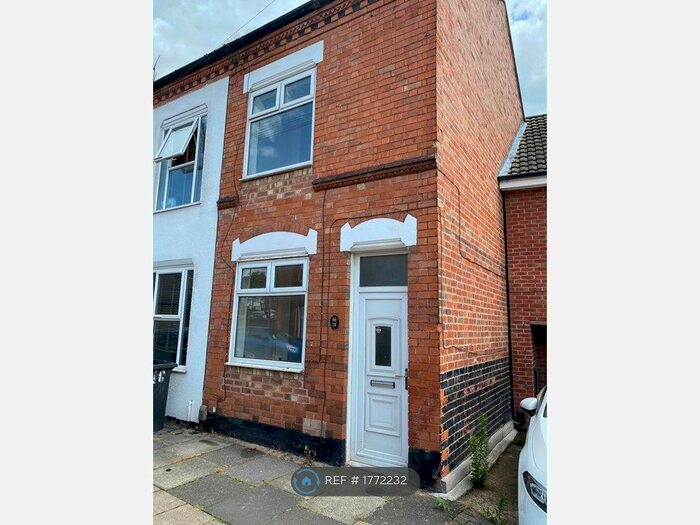 2 Bedroom End Of Terrace House To Rent In Westbury Road, Leicester, LE2