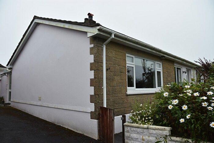 3 Bedroom Detached Bungalow For Sale In Coed Y Bryn, Llandysul, SA44
