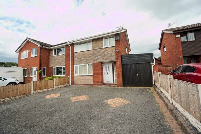 3 Bedroom Semi-Detached House For Sale In Balmoral, Adlington, PR7
