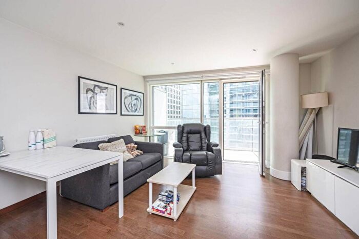 2 Bedroom Flat For Sale In Crawford Building, Whitechapel High Street, Aldgate, London, E1