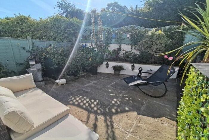 3 Bedroom Terraced House To Rent In Orchard Close, Swansea, SA3