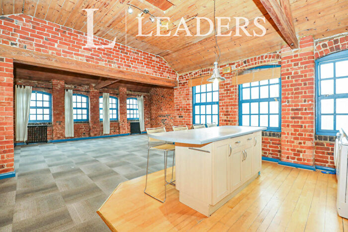 2 Bedroom Apartment To Rent In Spencer Road, Northampton, NN1