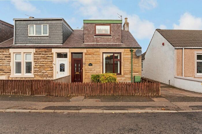2 Bedroom End Of Terrace House For Sale In 88 Station Road, Kirkcaldy KY1