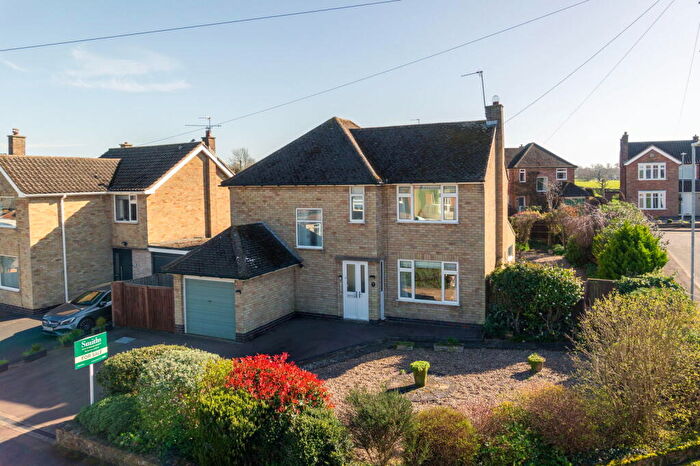 3 Bedroom Detached House For Sale In Potters Lane, East Leake, LE12