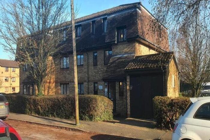 1 Bedroom Flat To Rent In Southwold Road, Watford, WD24