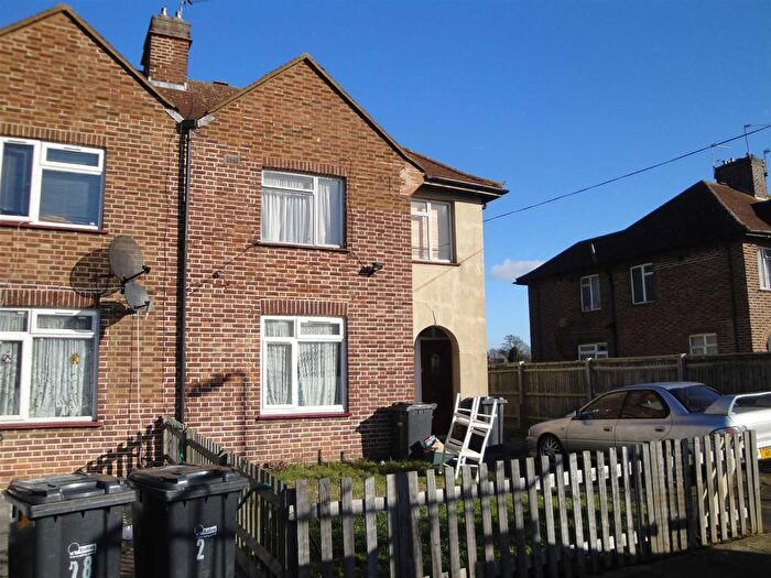 2 Bedroom Maisonette To Rent In Spikes Bridge Road, Southall, UB1