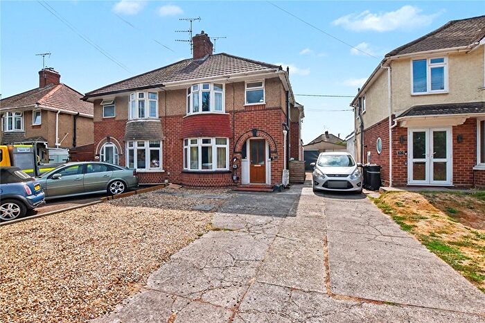 3 Bedroom Semi-detached House For Sale In Priorswood Road, Taunton, Somerset, TA2