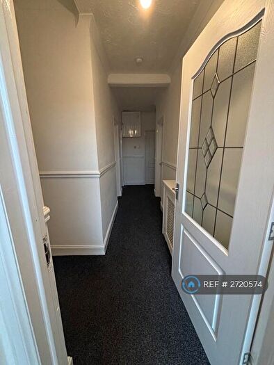 3 Bedroom Flat To Rent In Main Street, Plains, Airdrie, ML6