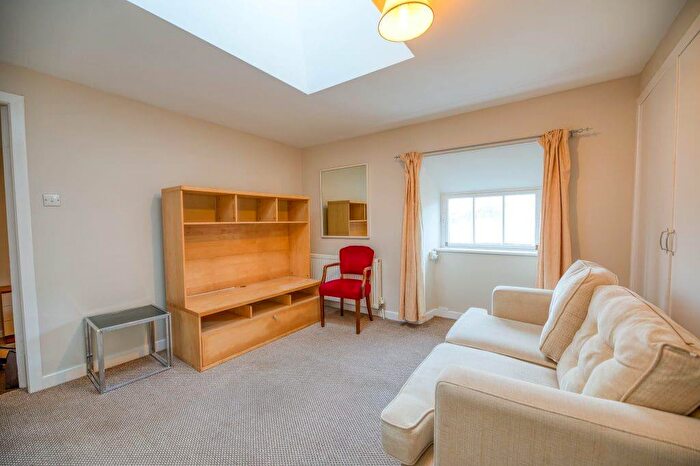 1 Bedroom Flat To Rent In L Duddingston House Courtyard, Edinburgh, EH15