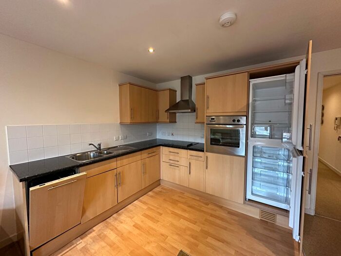 1 Bedroom Flat To Rent In Skypark Road, Bristol, BS3