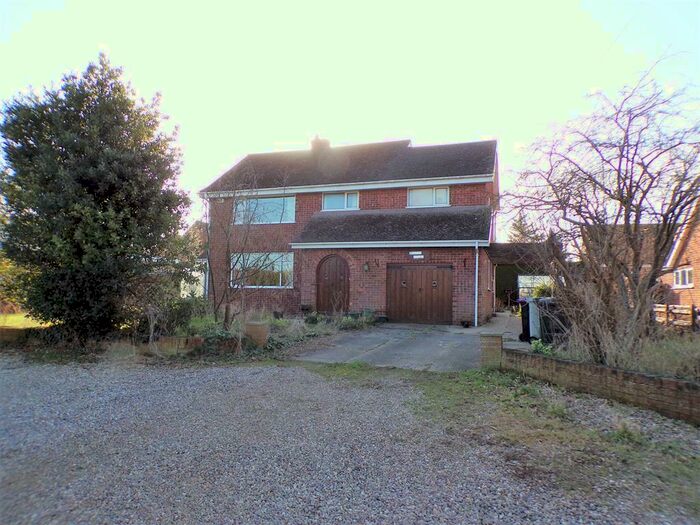 4 Bedroom Detached House For Sale In Campions Lane, North Thoresby, Grimsby, DN36