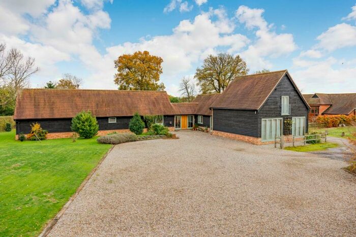 4 Bedroom Detached House For Sale In Webbs Lane, Beenham, Reading, Berkshire, RG7