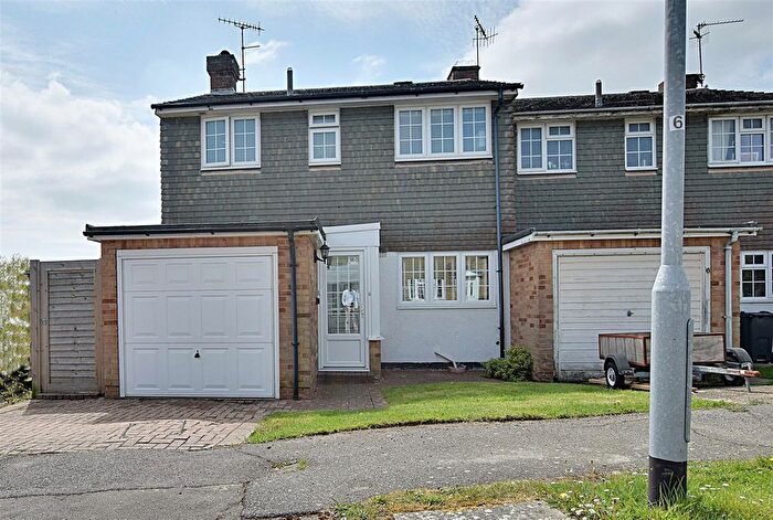 3 Bedroom Semi-detached House For Sale In Quebec Close, Bexhill-On-Sea, TN39