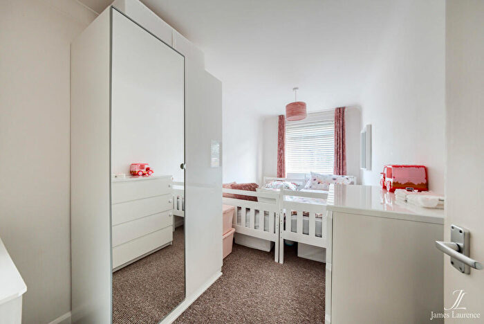 2 Bedroom Apartment For Sale In Sinclair Court, Park Road, Moseley, B13