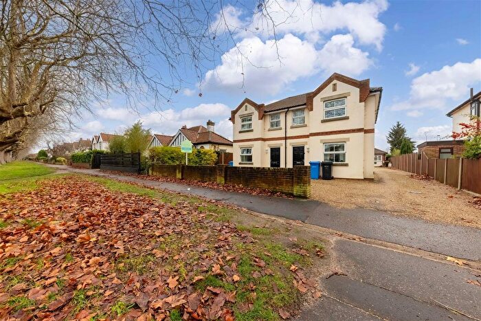 4 Bedroom Semi Detached House For Sale In Earlham Road, Norwich, NR4