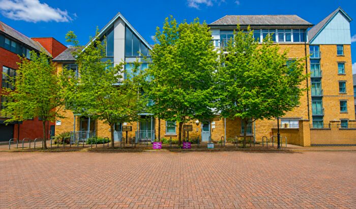 2 Bedroom Flat For Sale In Bingley Court, Canterbury, CT1