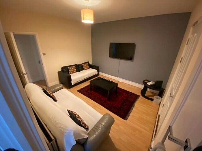 3 Bedroom Terraced House To Rent In Cowley Street, Derby, Derbyshire, DE1