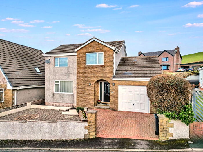 3 Bedroom Detached House For Sale In Oak Crescent, Whitehaven, CA28