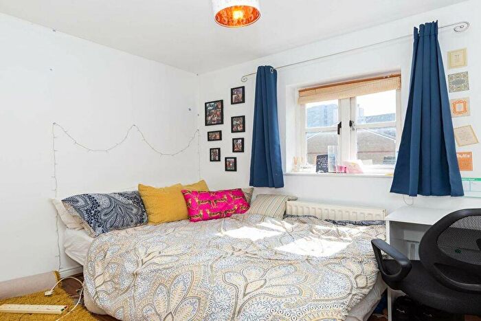 4 Bedroom Flat To Rent In Stock Orchard Crescent, Caledonian Road, N7