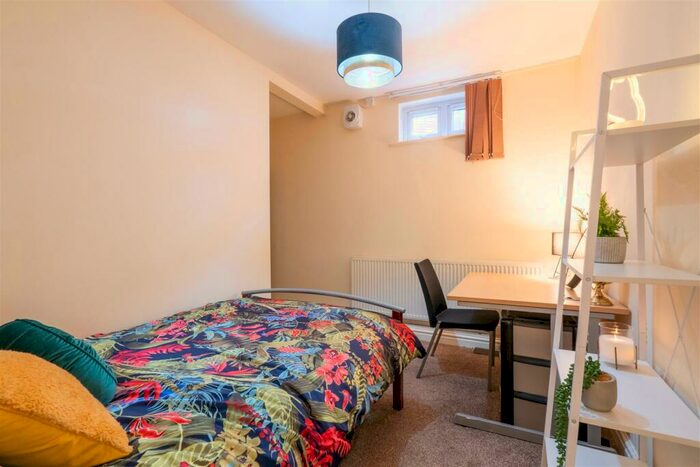 5 Bedroom Flat To Rent In A Gell Street, Sheffield, S3
