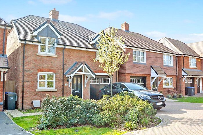4 Bedroom Detached House To Rent In Blackbird Lane, Goring-By-Sea, BN12