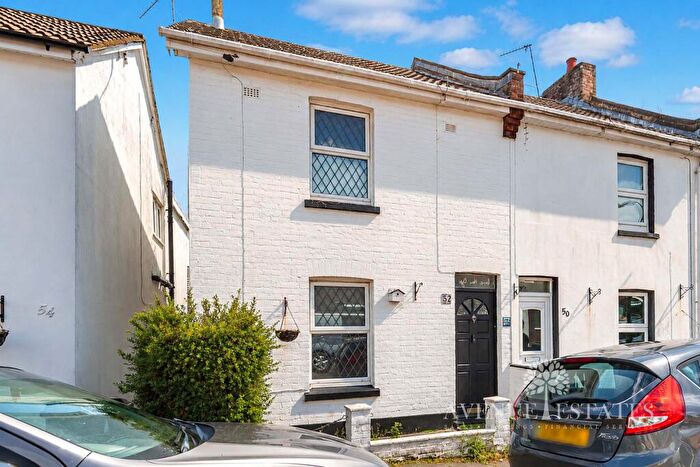 2 Bedroom End Of Terrace House For Sale In Spring Road, Bournemouth, Bournemouth Christchurch Poole, BH1