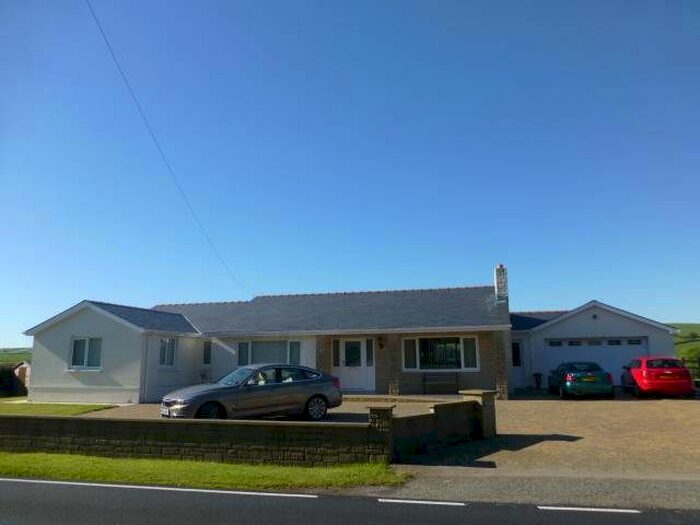 3 Bedroom Bungalow To Rent In Llysonnen Road, Bancyfelin, Carmarthenshire, SA33