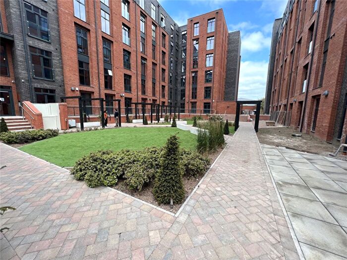 1 Bedroom Flat For Sale In Falcon Street, Loughborough, Leicestershire, LE11
