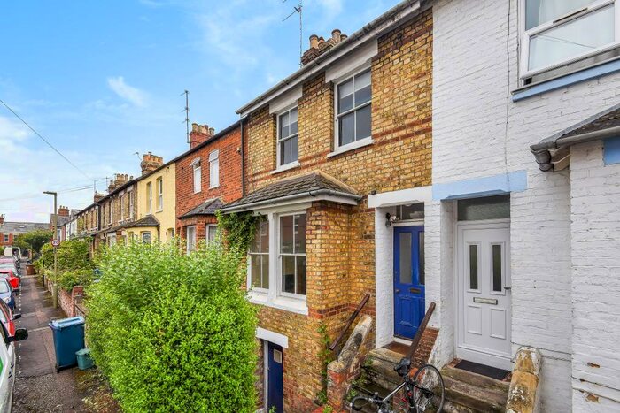 3 Bedroom Terraced House To Rent In Henley Street, Hmo Ready Sharers, OX4
