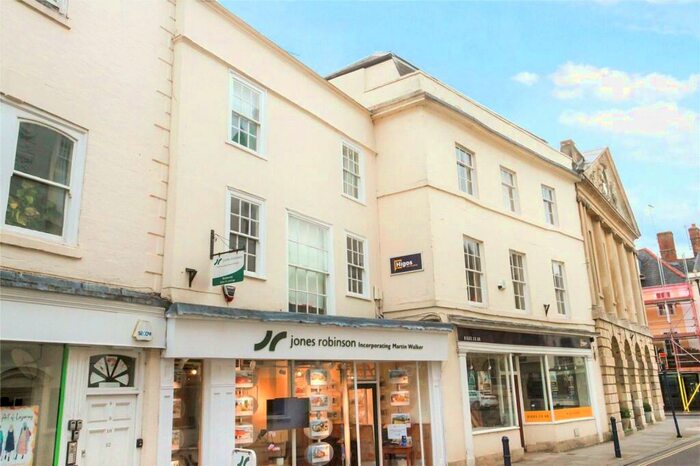 1 Bedroom Apartment To Rent In St Johns Alley, Devizes, Wiltshire, SN10