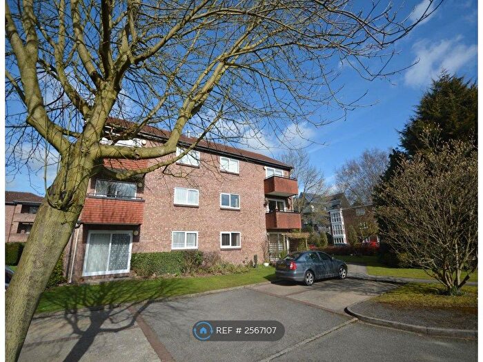 2 Bedroom Flat To Rent In Roseberry Court, Watford, WD17