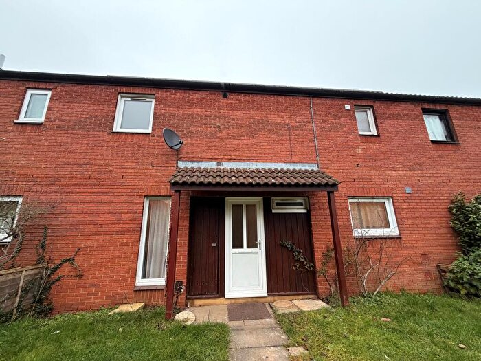 3 Bedroom House To Rent In Haselrig Square, Northampton, NN4