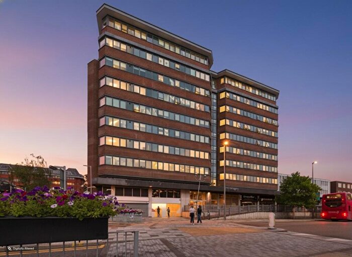 1 Bedroom Apartment To Rent In Hamilton House Marlowes, Hemel Hempstead, Hertfordshire, HP1
