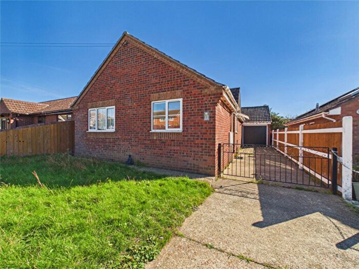 2 Bedroom Bungalow For Sale In The Drift, Great Cornard, Sudbury, Suffolk, CO10