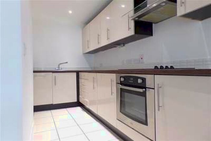 2 Bedroom Flat To Rent In Avenham Road, Preston, PR1