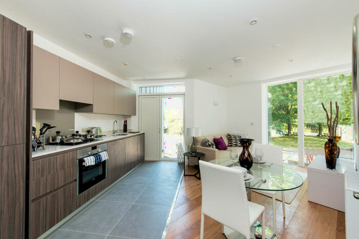 1 Bedroom Apartment To Rent In Sotherby Court, Sewardstone Road, E2