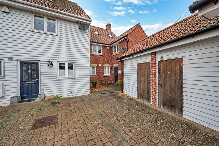 2 Bedroom Apartment To Rent In Friary Court, Bury St Edmunds, IP33