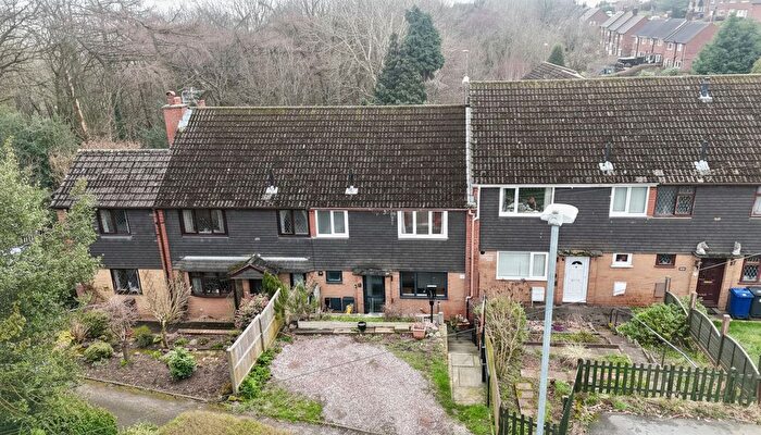 3 Bedroom Terraced House For Sale In Leaswood Close, Newcastle, ST5