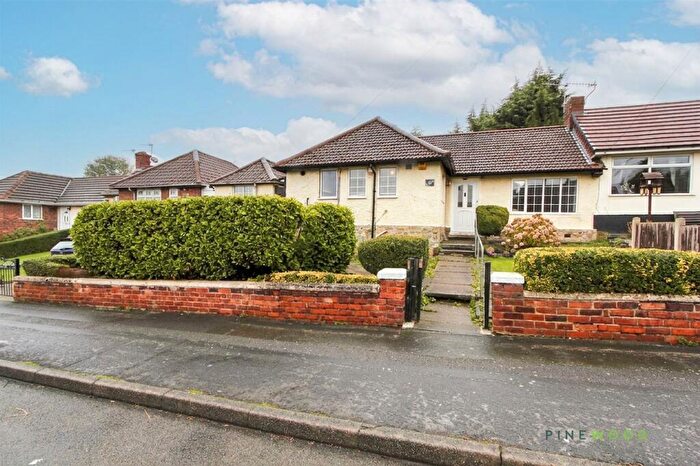 2 Bedroom Semi-Detached Bungalow To Rent In Cedar Street, Hollingwood, S43