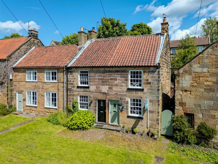 2 Bedroom End Of Terrace House For Sale In North End, Osmotherley, Northallerton, DL6