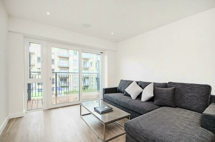 1 Bedroom Flat To Rent In Boulevard Drive, Colindale, London, NW9