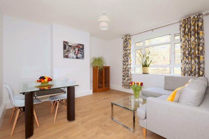 3 Bedroom Property To Rent In White City Estate, London, W12