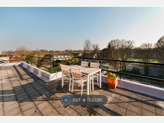 1 Bedroom Flat To Rent In Shelburne Court, London, SW15