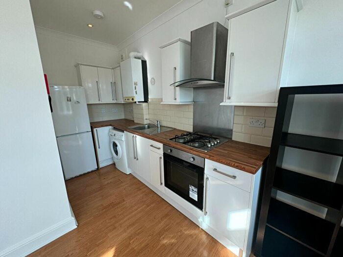 2 Bedroom Flat To Rent In Priory Court, E17