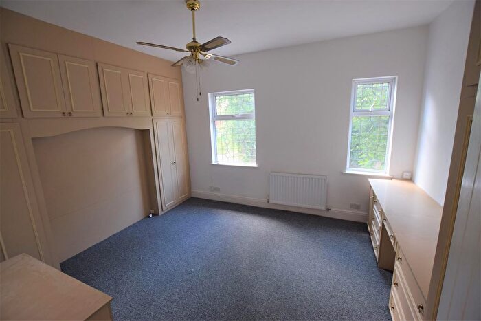 2 Bedroom End Terrace House To Rent In Sealand Road, Chester, CH1