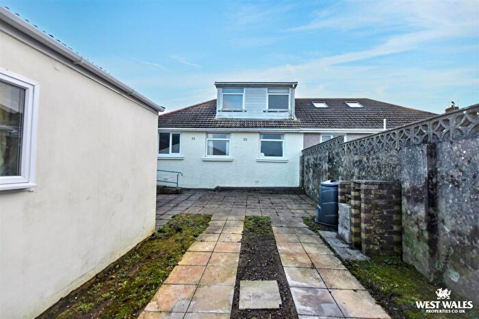 3 Bedroom Semi-Detached Bungalow For Sale In Brickhurst Park, Johnston, Haverfordwest, SA62