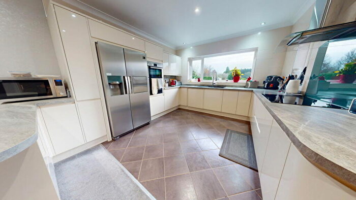 4 Bedroom Detached Bungalow For Sale In Turbary Lodge, Epworth, DN9