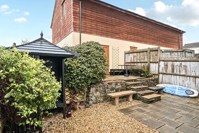 2 Bedroom End Terrace House For Sale In Oakfield Road, Hatherleigh, Okehampton, Devon, EX20