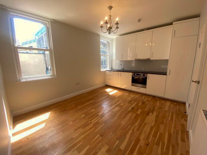1 Bedroom Apartment To Rent In East Street, Bedminster, BS3