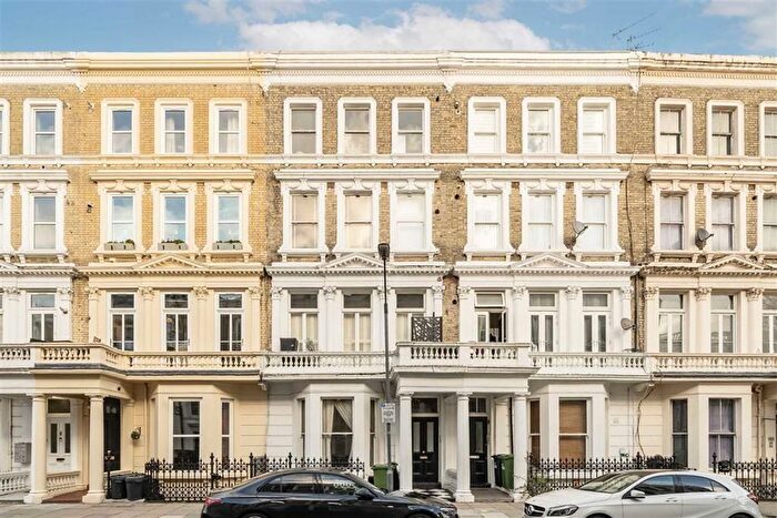 1 Bedroom Flat For Sale In Barons Court Road, London, W14